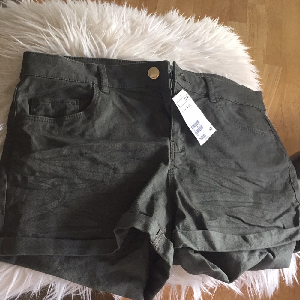 With Tag Army dark Green denim shorts size 8